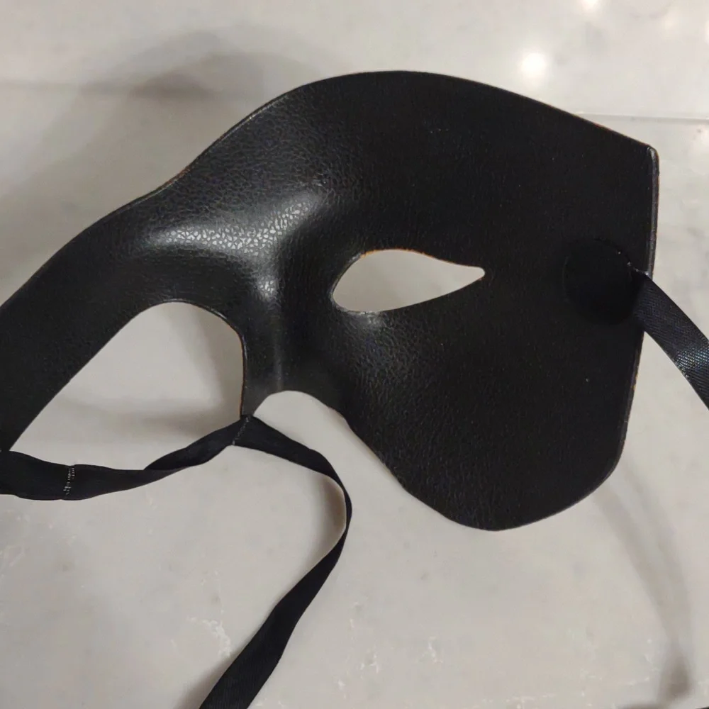Black and Gold Half Face Masquerade Halloween Cosplay Mask Phantom of the Opera